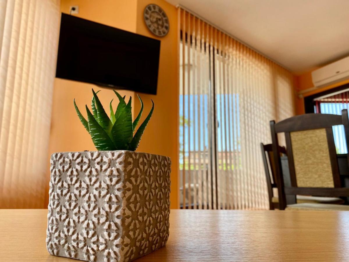 Cozy Apartment In The Center Of พรีมอร์สโก ภายนอก รูปภาพ