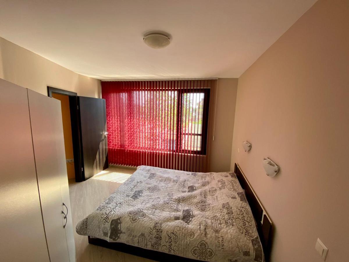 Cozy Apartment In The Center Of พรีมอร์สโก ภายนอก รูปภาพ