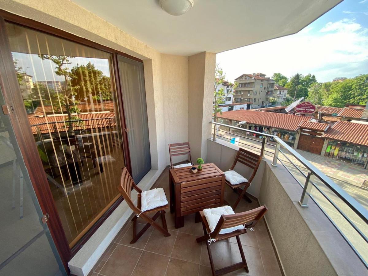 Cozy Apartment In The Center Of พรีมอร์สโก ภายนอก รูปภาพ